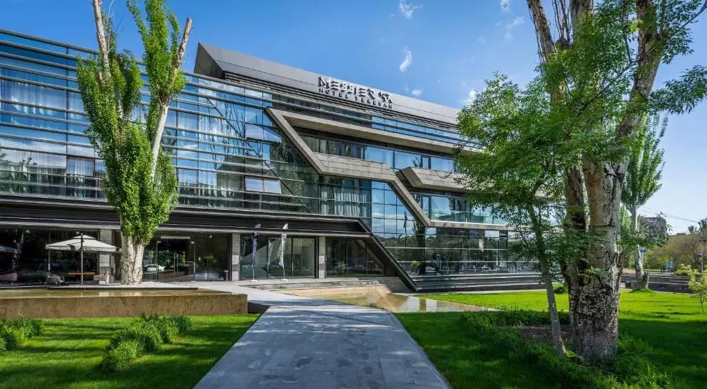 هتل مسیر53 ایروان